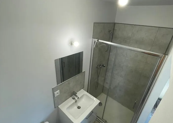 Maisonnette Proche Du Centre Ville, Parking Et Jardin アパート *