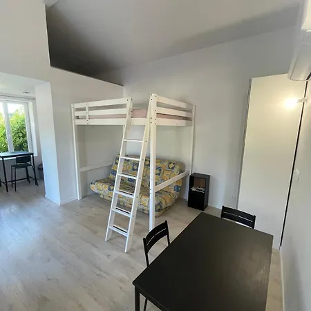 Maisonnette Proche Du Centre Ville, Parking Et Jardin